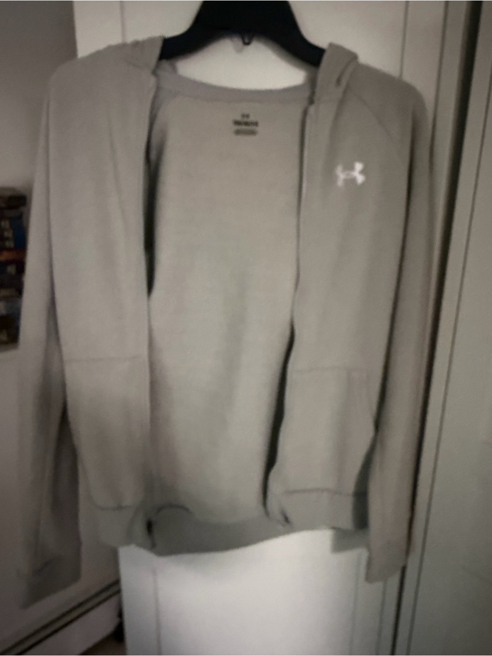 Under Armour Grey Hooded Sweatshirt Size Youth Large YLG